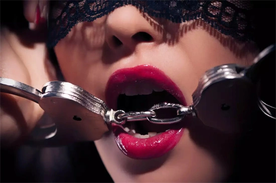 BDSM - 18882